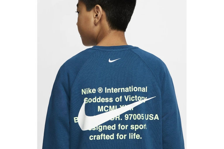 Nike Sportswear Swoosh Sweater Blauw Jongens 6 Nike Sportswear Swoosh Sweater Blauw Jongens - Afbeelding 4